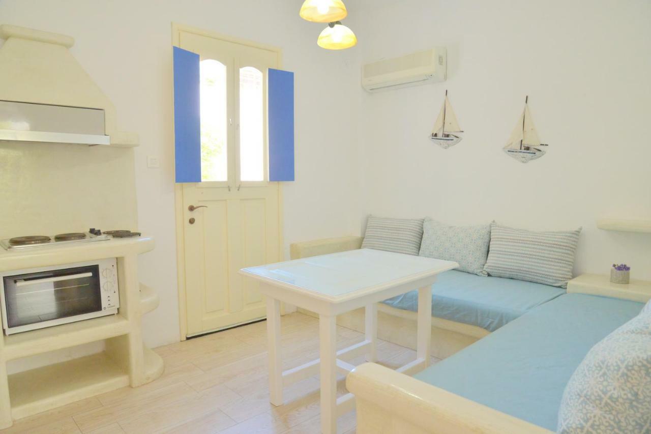 Veletas Apartments Αδάμας Εξωτερικό φωτογραφία